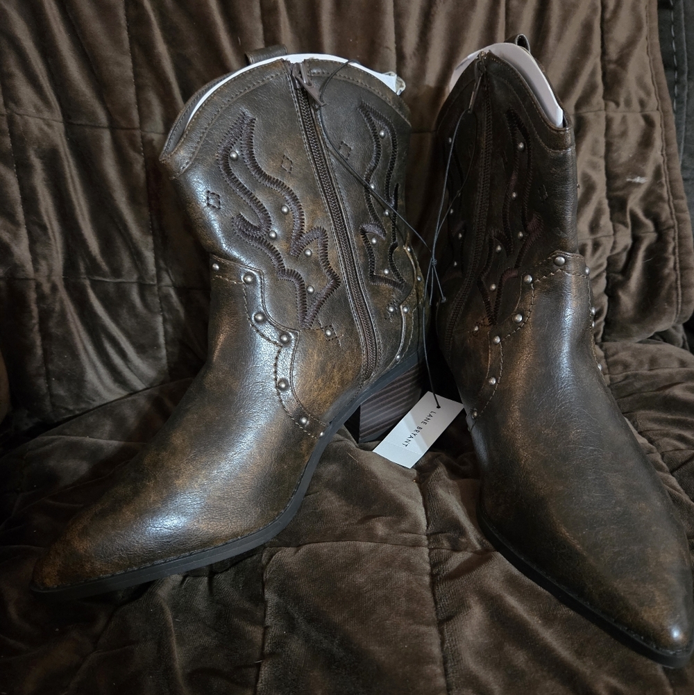 NWT Lane Bryant Brown Heeled Boots